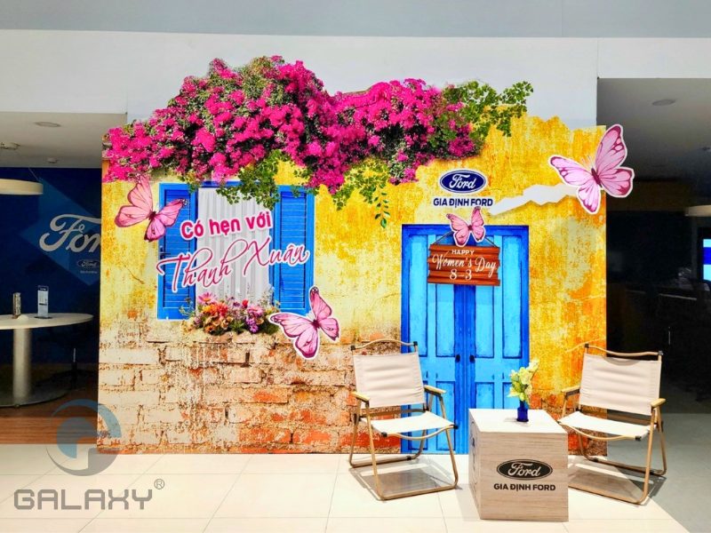  Standee chữ H gắn tranh fomex: Giải pháp quảng cáo hiệu quả