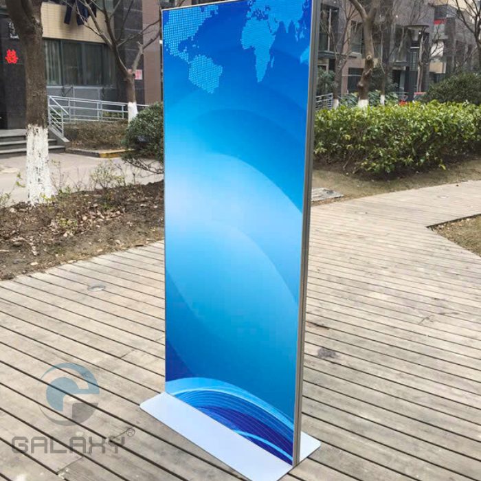 Standee chân nhôm đứng cao cấp 2 mặt