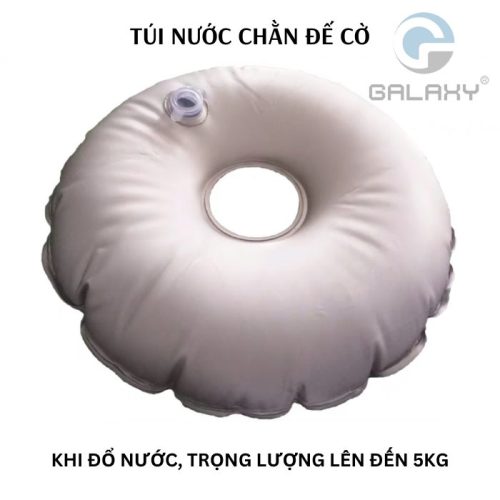 Cờ bãi biển đế sắt có túi nước