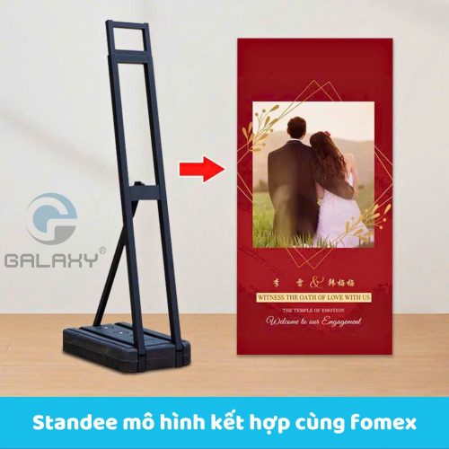 Standee mô hình đế nước