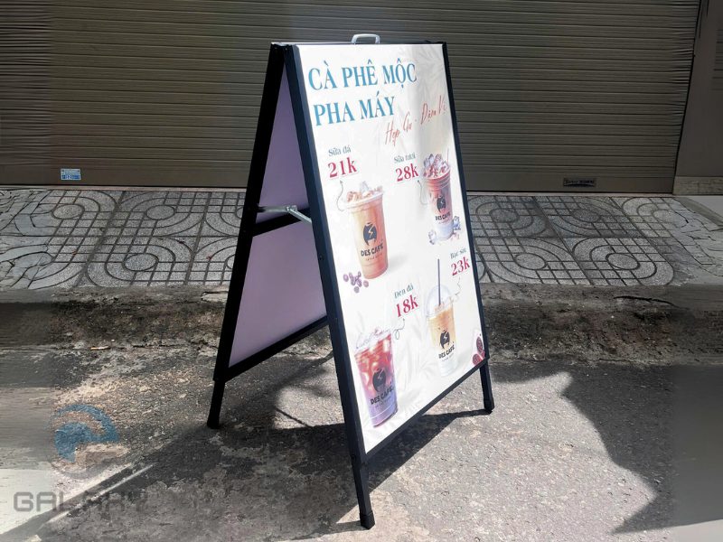 Standee quảng cáo – Giải pháp truyền thông hiệu quả