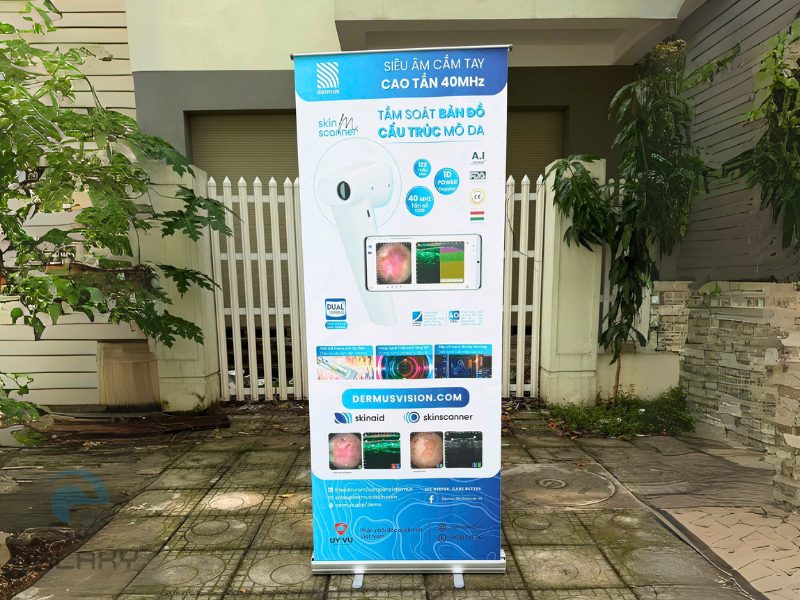 Mua standee cuốn nhôm tốt ở đâu chất lượng?