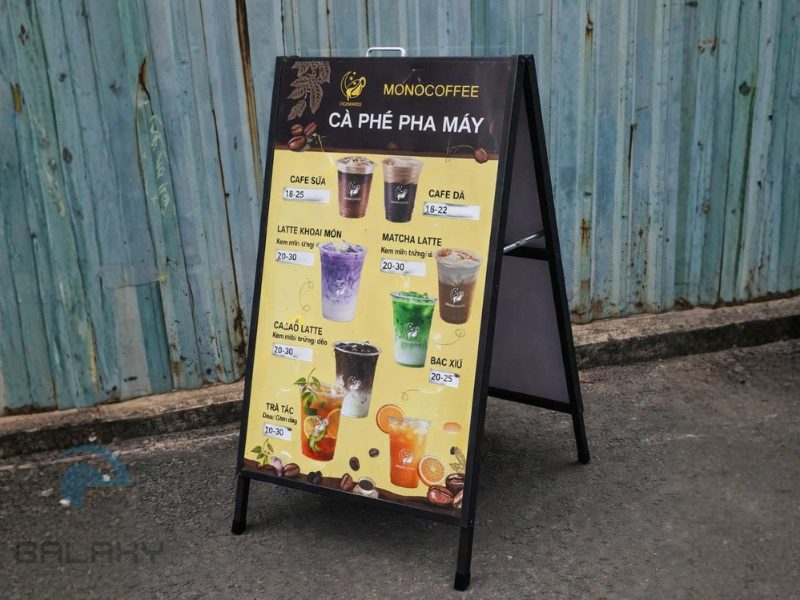 Top 15+ mẫu standee quán cà phê đẹp và hút khách