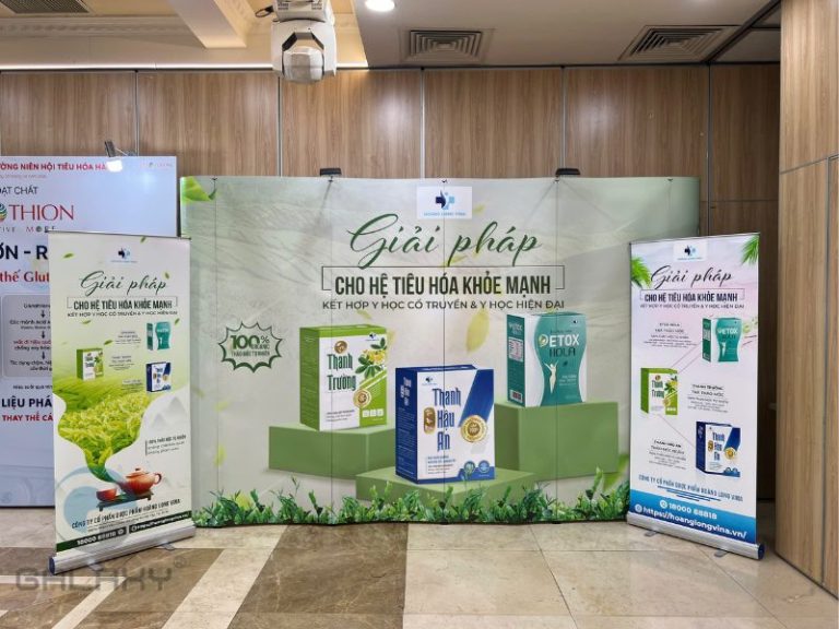 Backdrop và standee cuốn: Bộ đôi sự kiện chuyên nghiệp 2026