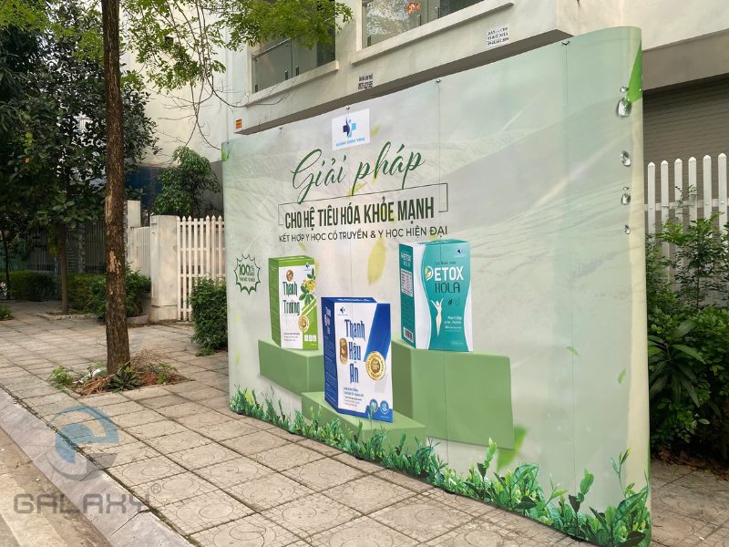 Backdrop và standee cuốn: Bộ đôi sự kiện chuyên nghiệp 2026 2 Backdrop và standee cuốn: Bộ đôi sự kiện chuyên nghiệp 2026