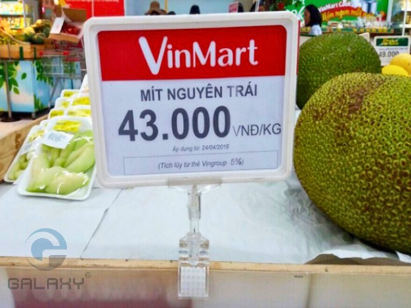 5 lý do cửa hàng nên dùng kẹp mica và khung bảng giá