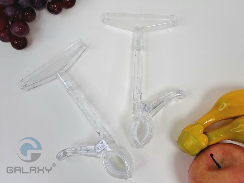5 tiêu chí chọn kẹp mica siêu thị phù hợp cửa hàng 1 5 tiêu chí chọn kẹp mica siêu thị phù hợp cửa hàng