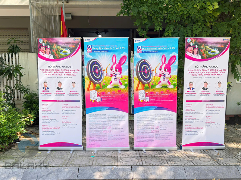 Standee hội thảo: 5 vị trí đặt giúp thu hút người tham dự